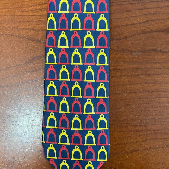 Gucci Silk Tie, 100% Silk made in Italy. - Picture 2 of 4